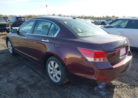2010 Honda Accord 3.5 Ex-L z USA, uszkodzony, nr VIN 5KBCP3F83AB017760
